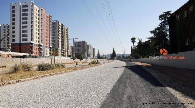 Kepez'de şehirleşen bölgeye 4 şeritli yol
