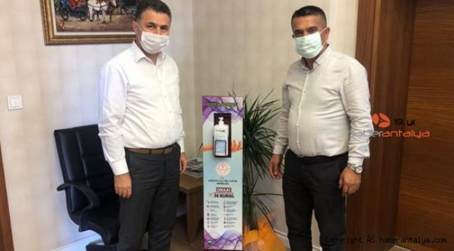 MESEM, el değmeden dezenfektan sıkmaya yarayan cihaz üretti