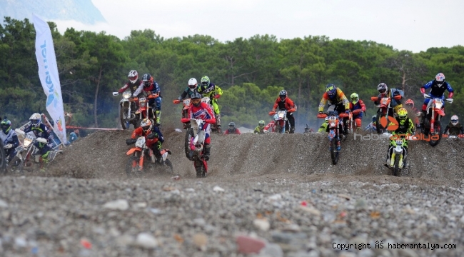 Sea To Sky Enduro motosiklet yarışları başlıyor
