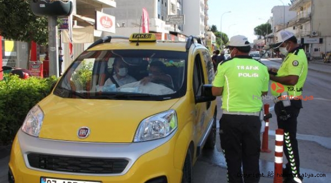 Serik'te polisten maske ve trafik denetimi