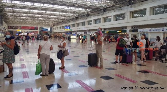 Turizm tekrardan hız kazandı; 1,5 milyon turist...