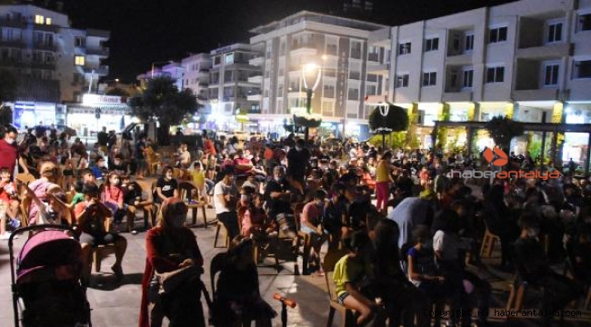 'Altın Portakal Sinema Tırı' Demre'de