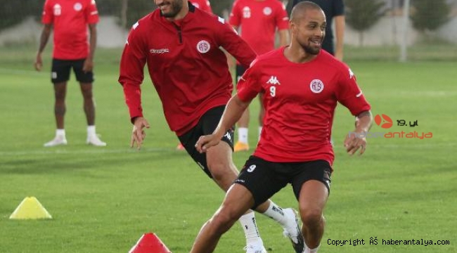 Antalyaspor güç depoladı