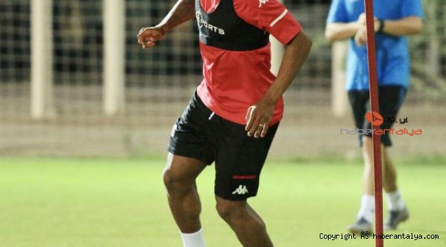 Antalyaspor'da sakatlık şoku