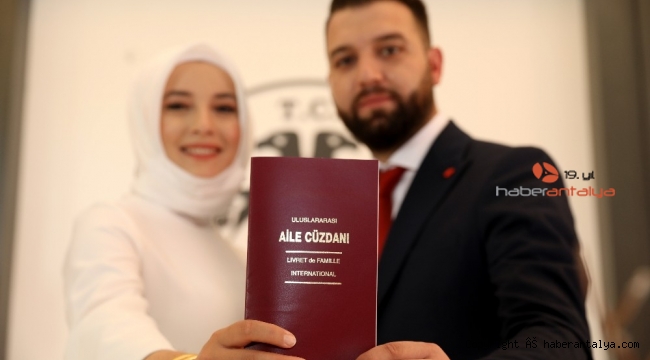 Evlilik için 10.10.2020 tarihini seçtiler