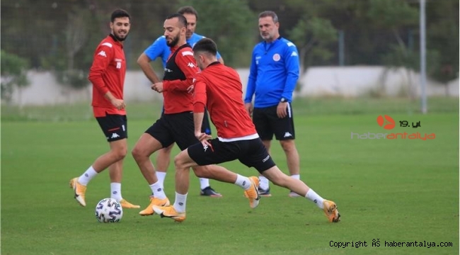 FT Antalyaspor ile Medipol Başakşehir 30. randevuda