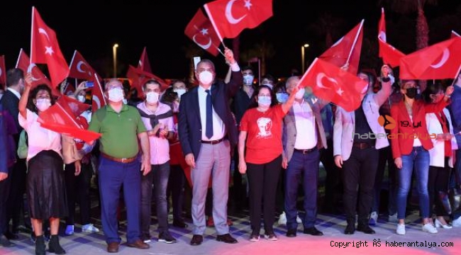 Konyaaltı'nda 'Cumhuriyet' coşkusu