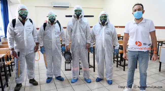 Konyaaltı'nda okullar 'Nanofob' ile denzefekte ediliyor