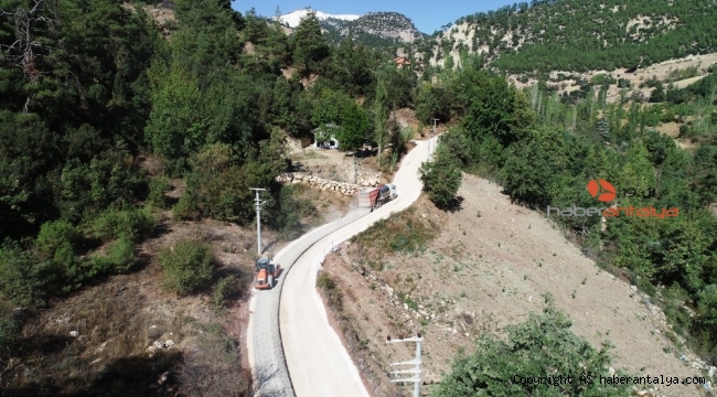 Konyaaltı'ndan yayla yollarında kış çalışması