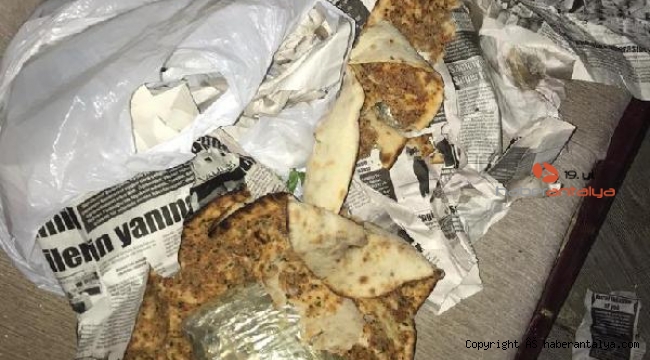 Lahmacuna sarılmış 800 gram esrar ele geçirildi
