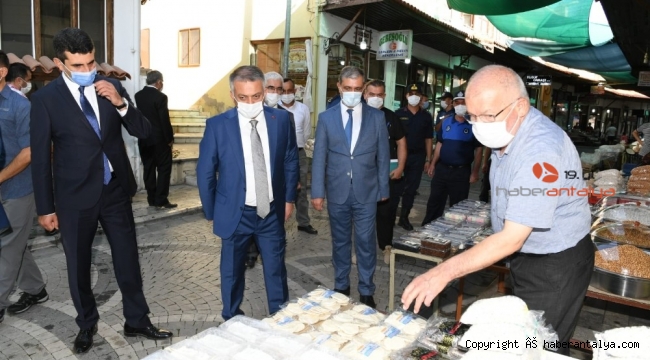 Vali Yazıcı'dan Elmalı ilçesinde Korona virüs denetimi