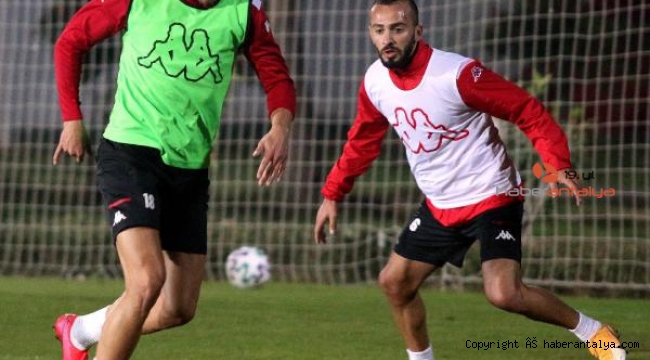 Antalyaspor taktik çalıştı