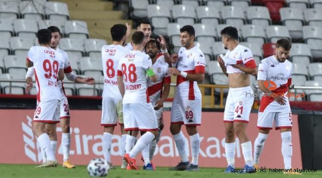 Antalyaspor'da 8 eksik