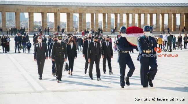 ANTGİAD'dan Anıtkabir ziyareti