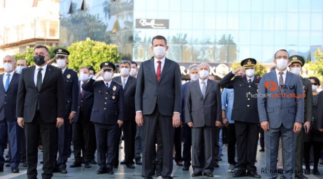 Atatürk, Alanya'da özlemle anıldı