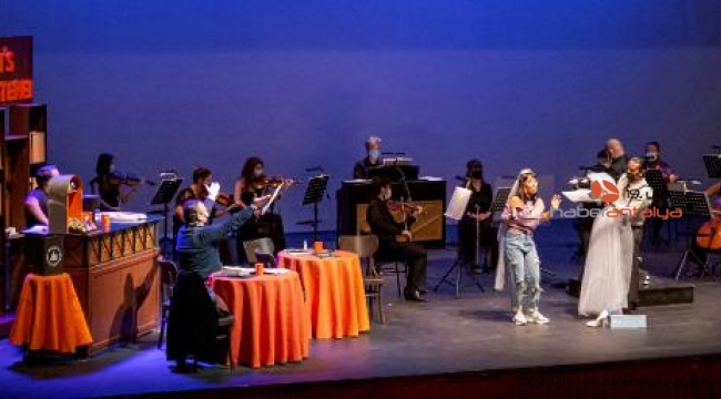 'Bach'ın kantatları' sahnelendi