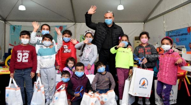 Başkan Uysal, deprem bölgesinde