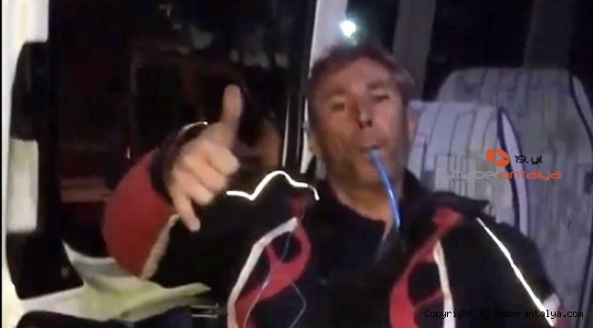 Bu kez minibüste pipetle bira içti !