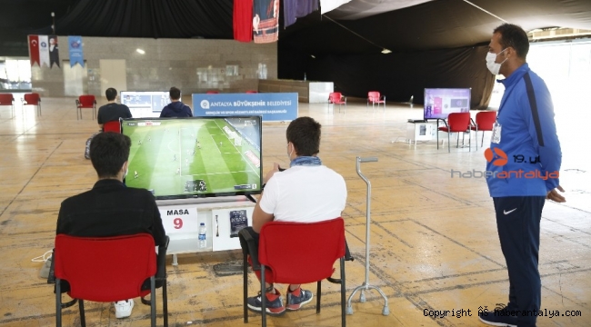 Büyükşehir'den 'Antalya FIFA 2020 E-spor Turnuvası'