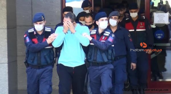 'Çelik kafes' operasyonunda tutuklu sayısı 54'e yükseldi