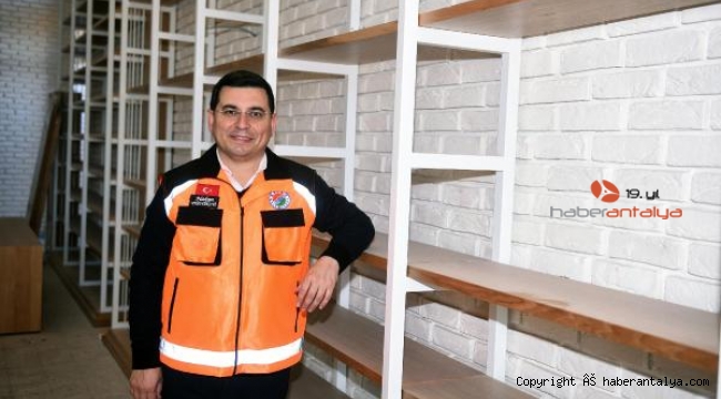 Cemil Meriç'e 20 bin kitap bağışı