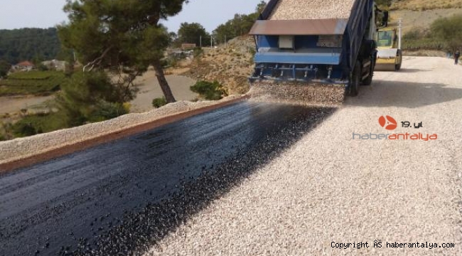 Kaş yolları asfaltlanıyor