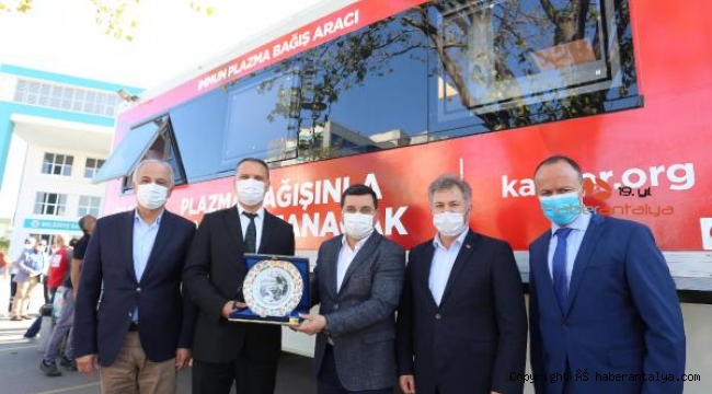 Kepez'den Kızılay'a destek