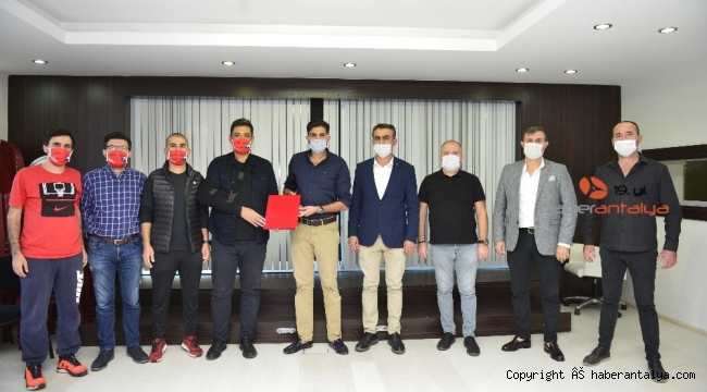 Muratpaşa'da spor protokolü