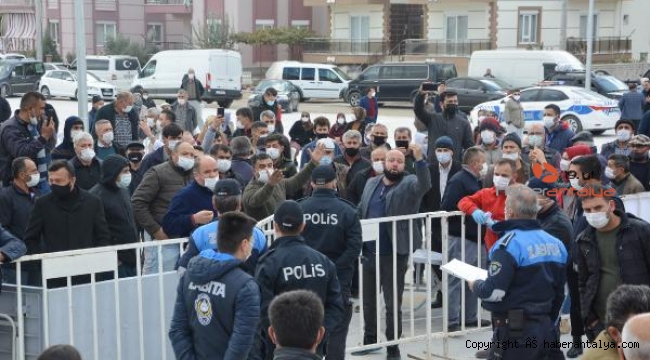 Pazarcı, yeni pazar yerleri için kura çekmedi
