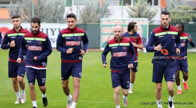  Alanyaspor,  Yeni Malatyaspor'u ağırlıyor, işte muhtemel 11