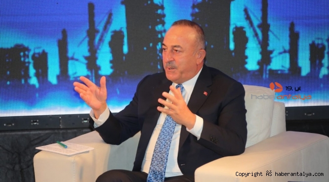 Bakan Çavuşoğlu: "Gücü, siyasi eşitliği paylaşmak istemeyen anlayışı görüyoruz"