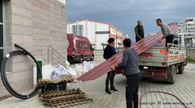 Gençlik Merkezi'nde kümes hayvanı besleyecekler
