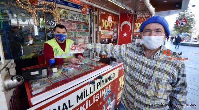 'Şanslı Muratpaşa'da yılbaşı çekilişi hareketliliği