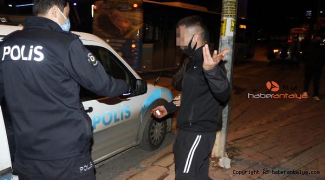 Üst geçit asansörü üzerinde intihara kalkıştı, sebebi şaşırttı