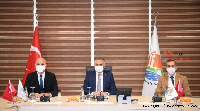 Vali Yazıcı: "Virüsle mücadele ederken üretimimizi ihmal etmiyoruz"