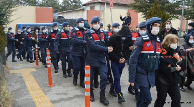 Elebaşlarının lakabı "Buluut1312" 150 Milyon liralık dolandırıcılık Operasyonu
