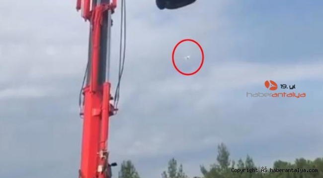 30 metre yükseklikteki otomobilde tehlikeli çekim