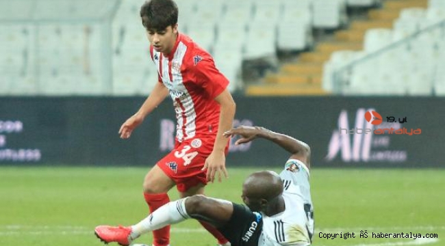 Antalyaspor 2 oyuncusunu kiraladı
