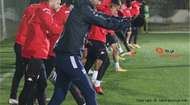 Antalyaspor, Konyaspor maçına 6 eksikle hazırlanıyor