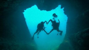 Aşk mağarasına özel dalış