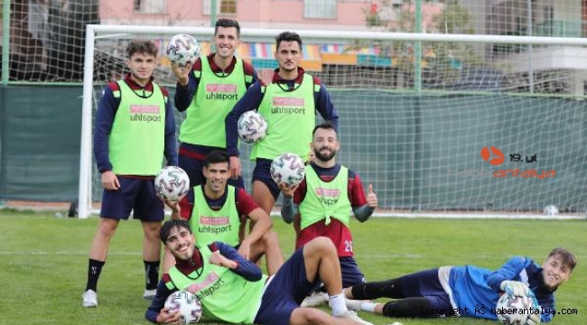 Aytemiz Alanyaspor'da hedef ilk yarıyı galibiyetle kapatmak. İşte muhtemel 11