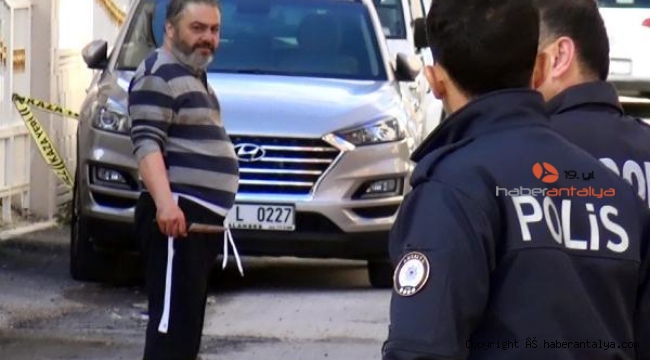 Babasını öldürüp, annesini yaralayan şizofren !