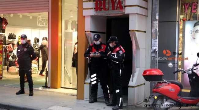 Başında poşet, ölü bulunan kişi için başsavcılık 'intihar şüphesi' dedi