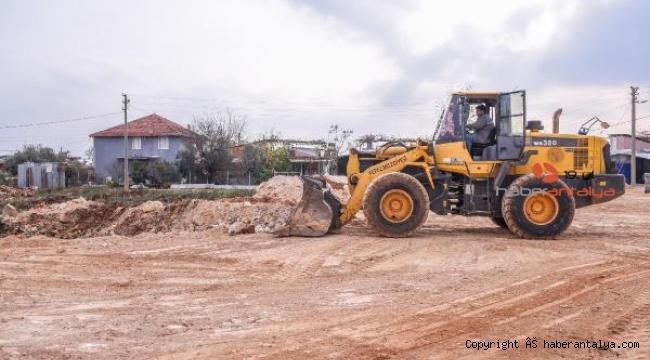 Kepez'den yeni yılın ilk parkı Altıayak'a