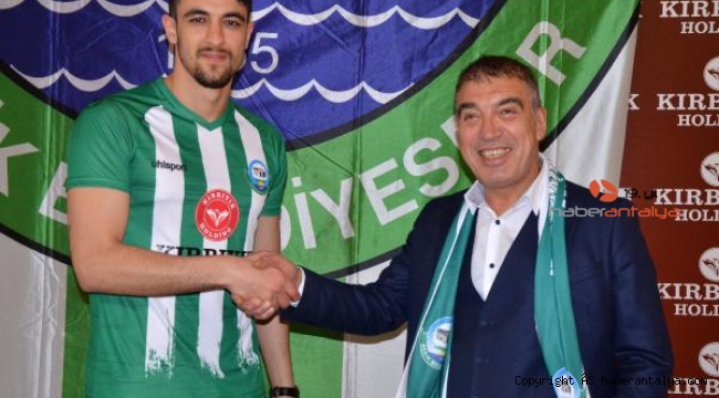 Serik Belediyespor'a yeni forvet