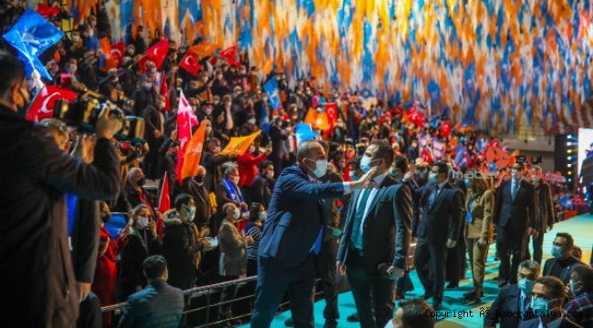 AK Parti Antalya'da kongre coşkusu