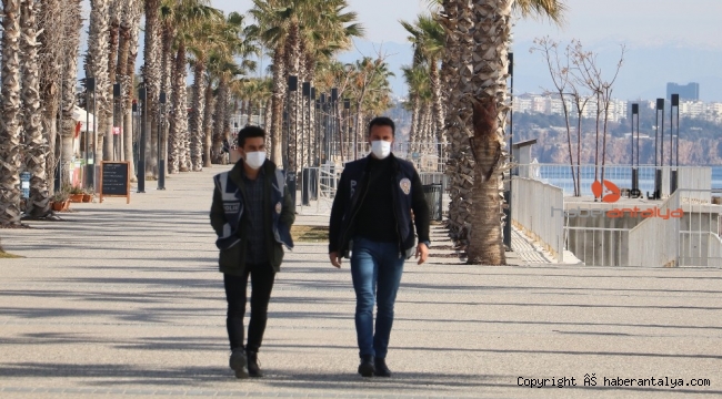 Antalya'da sokağa çıkma yasağını delenlere ceza yağdı
