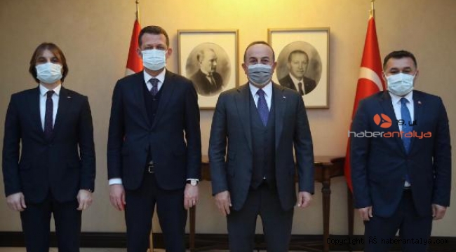 Başkan Yücel projeler için Ankara'ya gitti