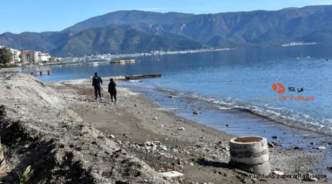 Deniz çekildi, yeni adalar oluştu !