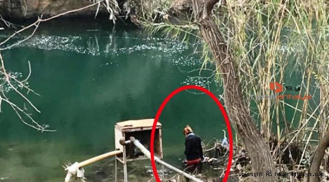 Girdiği derede balçığa saplanan genç kızı, itfaiye kurtardı